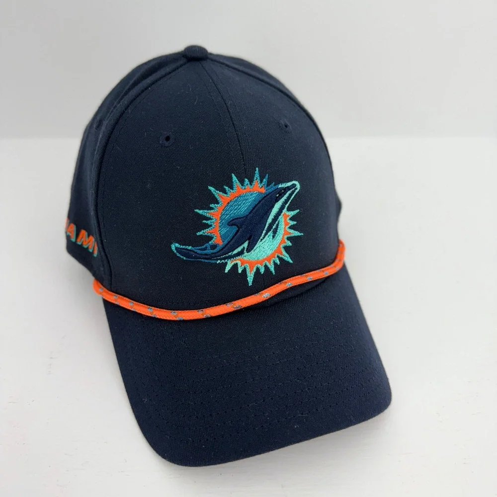Miami Dolphins 2025 NFL Rivalries Hat Mens M/L Navy Blue Excellent 39THIRTYFited